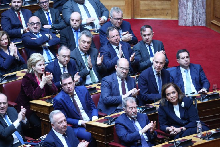 Νέα Δημοκρατία: Ανασχηματισμός και στην ΚΟ – Οι αλλαγές σε γραμματέα, κοινοβουλευτικούς εκπροσώπους