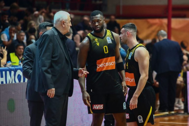 Με απουσίες κόντρα στο Μαρούσι η ΑΕΚ: Εκτός Γκρέι, Σκορδίλης και Καράμπελας