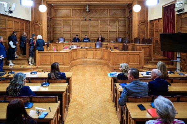 Βουλή: Ξεκίνησαν οι εργασίες της προανακριτικής – Καππάτος, Κεφάλα και Μαρκογιαννάκης το προεδρείο