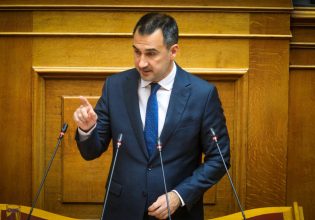 Χαρίτσης: Εναγκαλισμός Μητσοτάκη με τον καθοδηγητή της γενοκτονίας στη Γάζα – «Oργή και ντροπή»