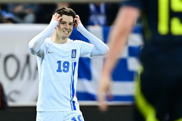 Καρέτσας: Αποθέωση στα social media για το ντεμπούτο του – Ο Ροναλντίνιο, ο Μέσι και το… κλάμα των Βέλγων (pics)