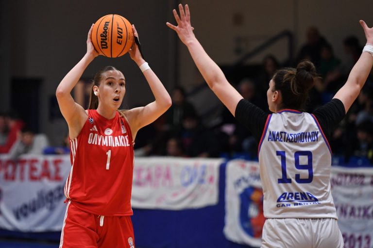 Πρωτέας Βούλας – Ολυμπιακός 57-70: Άνετα στους τελικούς οι «ερυθρόλευκες»