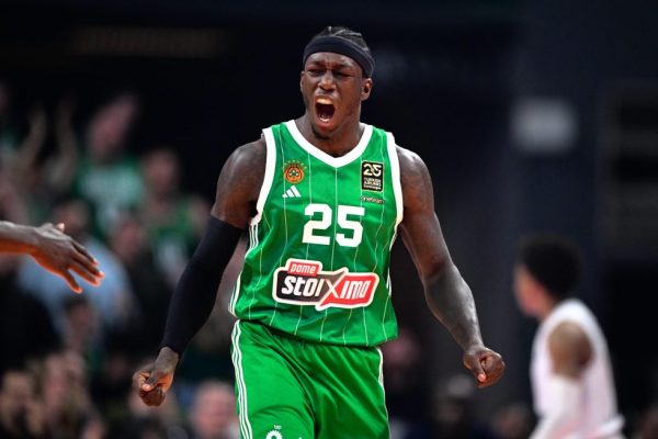 Παναθηναϊκός: «Τρέλα» από τον κόσμο για την ανανέωση του Κέντρικ Ναν (pics)