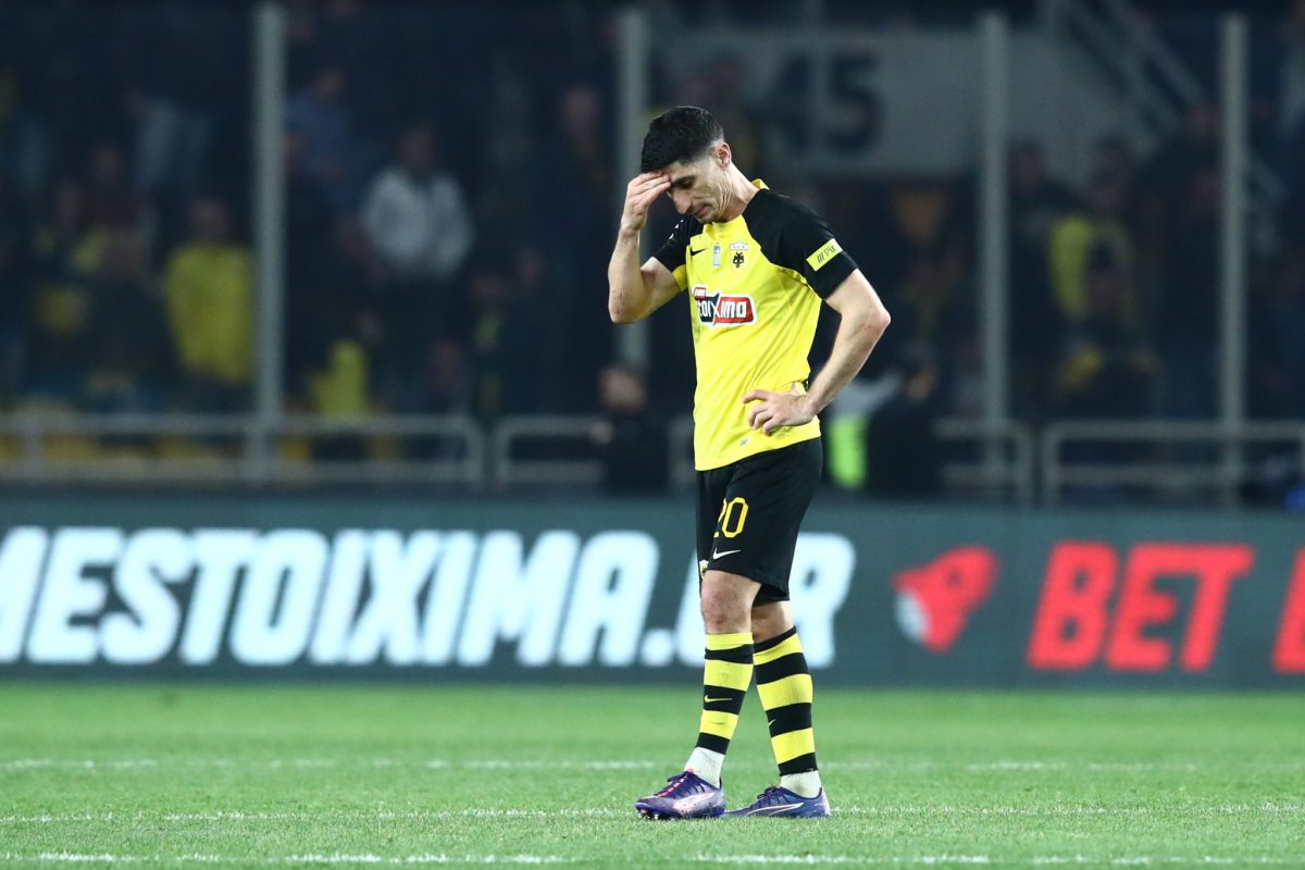 Αποδοκιμασίες και λαϊκό δικαστήριο στην ΑΕΚ: Κόσμος στα επίσημα και έντονες αποδοκιμασίες