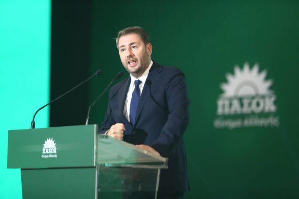 Ανδρουλάκης: Θέλουμε κράτος αρωγό της κοινωνίας – Η ΝΔ δεν θέλει να αλλάξει το κράτος, θέλει να το ελέγχει