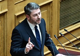 Ανδρουλάκης: Αλλοιώθηκε ο τόπος του δυστυχήματος – Πρόταση δυσπιστίας σε μια αναξιόπιστη κυβέρνηση