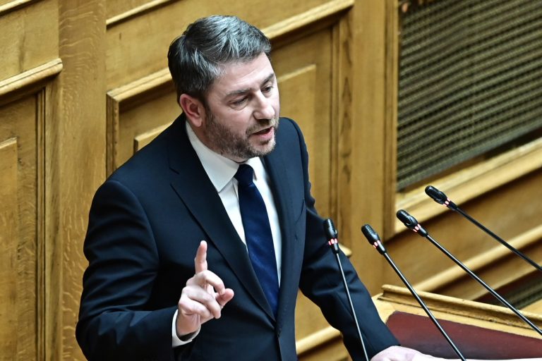 Ανδρουλάκης: Αλλοιώθηκε ο τόπος του δυστυχήματος – Πρόταση δυσπιστίας σε μια αναξιόπιστη κυβέρνηση