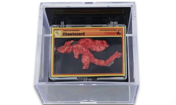 Απίστευτο κι όμως αληθινό: Ένα γαριδάκι Cheeto σε σχήμα Pokemon πουλήθηκε για σχεδόν 90.000 δολάρια