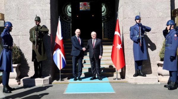 Το Ηνωμένο Βασίλειο υπέβαλε προσφορά στην Τουρκία για τα μαχητικά Eurofighter
