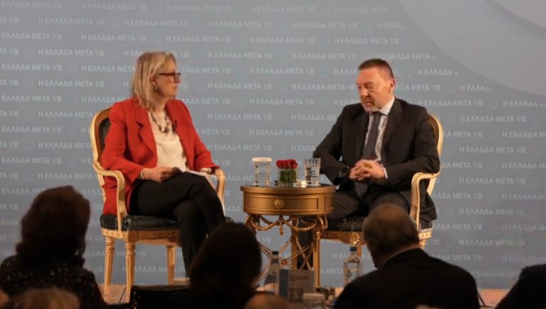 Στουρνάρας – Κύκλος Ιδεών: Φρένο σε 13ο και 14ο μισθό – Όχι σε μείωση του ΦΠΑ