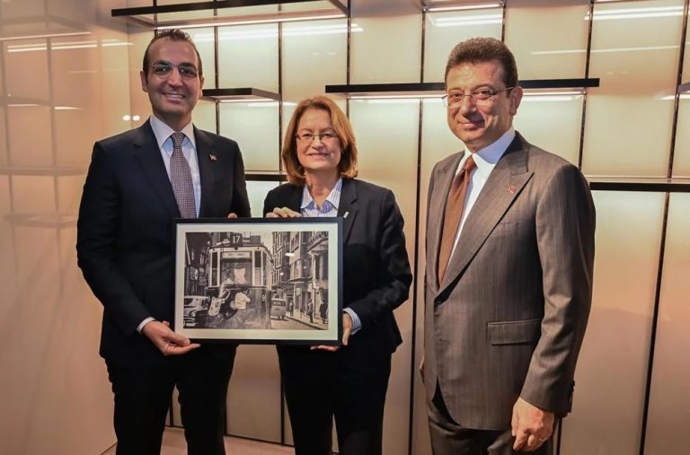 Ανησυχία της Ευρωπαϊκής Επιτροπής των Περιφερειών για τη σύλληψη των Δημάρχων Κωνσταντινούπολης και Σισλί