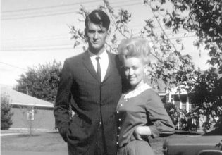 Η Ντόλι Πάρτον ευχαριστεί τους θαυμαστές της για τη στήριξή τους στο πένθος της