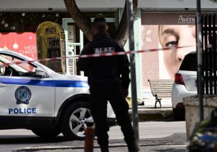 Γλυφάδα: Στον εισαγγελέα οι τέσσερις Τούρκοι για τη διπλή δολοφονία