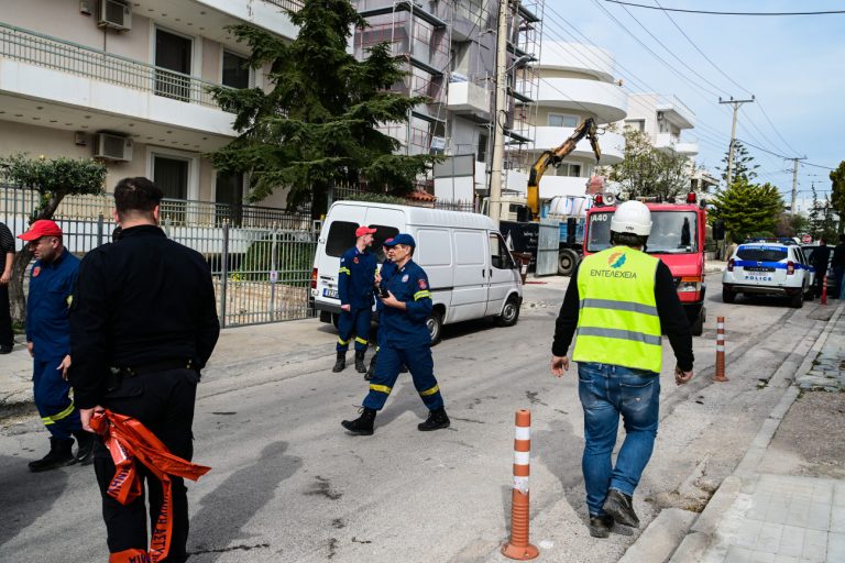 Βούλα: Νεκρός ο 28χρονος χειριστής του γερανοφόρου που έπεσε σε ηλεκτροφόρα καλώδια