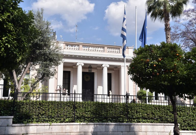 Μαξίμου: Ανατροπή στις δεξαμενές των ψηφοφόρων – Οι κινήσεις Μητσοτάκη