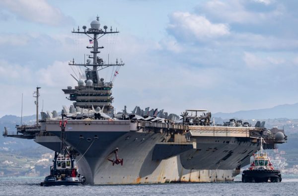 ΗΠΑ: Στέλνουν δεύτερο αεροπλανοφόρο στην Ερυθρά Θάλασσα