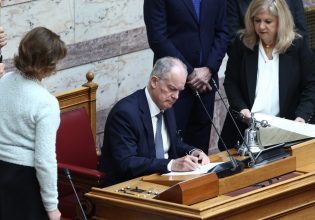 Τασούλας: Ορκίστηκε ένατος Πρόεδρος της Δημοκρατίας – Όλα όσα έγιναν