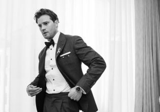 Ο Tζέιμι Ντόρναν είδε τον ευατό του να πίνει μαρτίνι με την Σοφία Κόπολα στο Παρίσι εν μία νυκτί