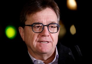 Οι δασμοί Τραμπ θα ακριβύνουν βενζίνη και ρεύμα στις ΗΠΑ – Η προειδοποίηση καναδού υπουργού