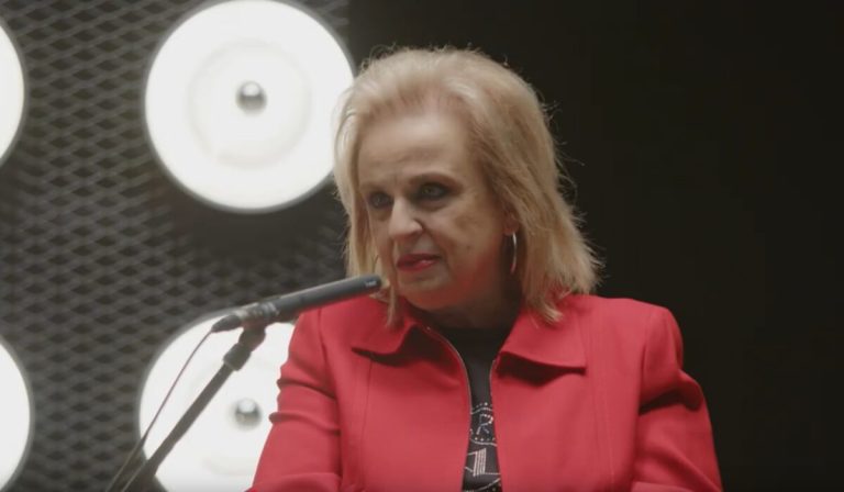 Ματίνα Παγώνη: «Δεν υπάρχει άνδρας που να είναι πιστός, αν ανοίξεις το κινητό χώρισες»