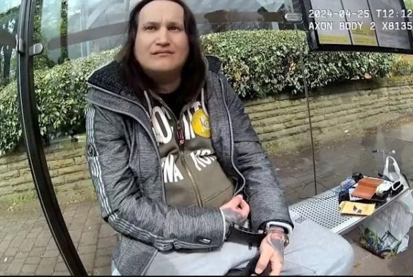 Μεγάλη Βρετανία: Άνδρας κρίθηκε ένοχος για τη δολοφονία συνταξιούχου