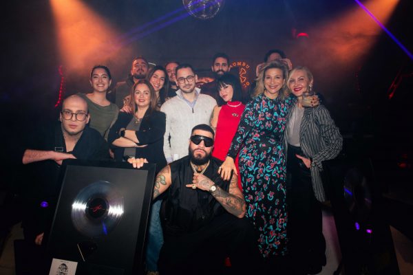 H διαμαντένια και πολυπλατινένια απονομή του… global SNIK!