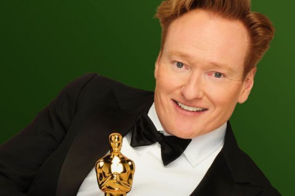 Είναι επίσημο: Ο Κόναν Ο’Μπράιαν θα επιστρέψει ως παρουσιαστής στα Όσκαρ 2026