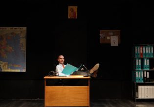 «Πετετεριάν»: Παράταση παραστάσεων έως 4 Απριλίου στο θέατρο Δρόμος