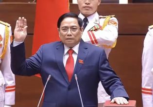 Πώς το Βιετνάμ «φλερτάρει» τις ΗΠΑ μήπως γλιτώσει τους δασμούς