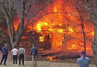 ΗΠΑ: Αεροπλάνο έπεσε σε σπίτι στη Μινεσότα [βίντεο]