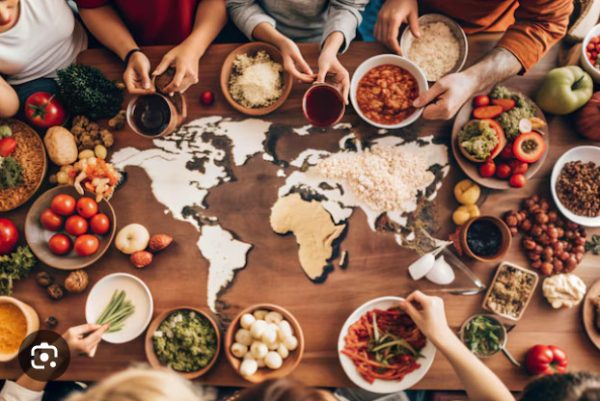 Η μετανάστευση περνάει απ’ το… στομάχι – Πώς το φαγητό ενώνει πολιτισμούς