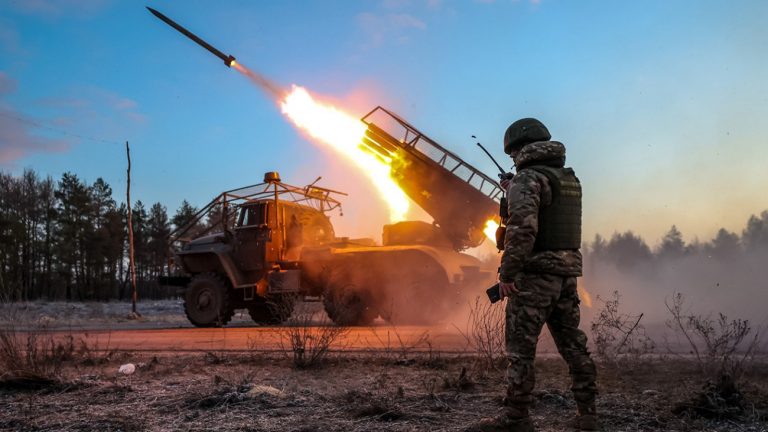 Ρωσία: Τι πιστεύει ο στρατός της για μια πιθανή εκεχειρία στην Ουκρανία;