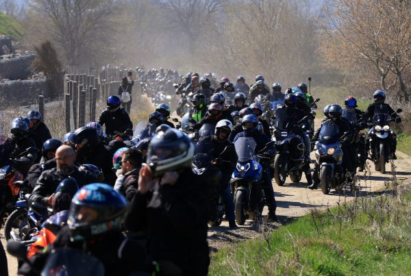 Τέμπη: Συμβολική μοτοπορεία στη μνήμη των 57 θυμάτων του τραγικού δυστυχήματος