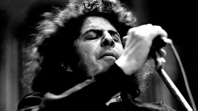 «Modes & Moods»: Μια τζαζ εκδοχή έργων του Μίκη Θεοδωράκη από τον Δημήτρη Καλαντζή