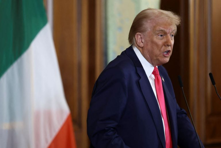 ΗΠΑ: Δικαστής βρίσκει παράνομη την απόλυση της διαιτητή για τις… απολύσεις