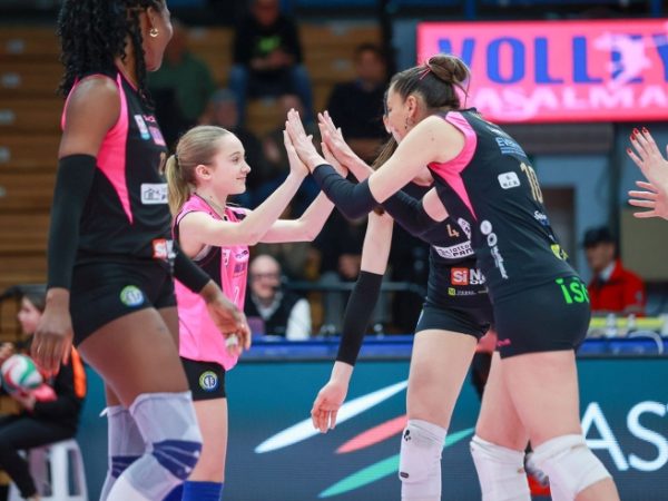 Αριάνα Μανφρεντίνι: Στην ιστορία του ιταλικού βόλεϊ με ντεμπούτο στα 13 της χρόνια