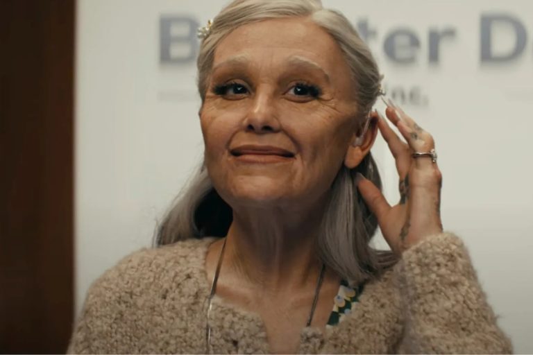 Αριάνα Γκράντε: Δεν έκανε επέμβαση διαγραφής μνήμης σε κλινική του Χόλιγουντ, γέρασε απότομα