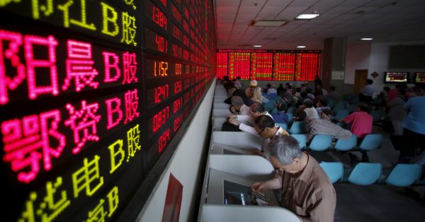 Δασμοί Τραμπ: Πτώση στις μετοχές των ιαπωνικών και νοτιοκορεατικών κολοσσών της αυτοκινητοβιομηχανίας