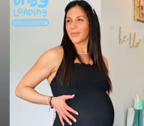 Ανθή Βούλγαρη: Το baby shower λίγο πριν γέννησει