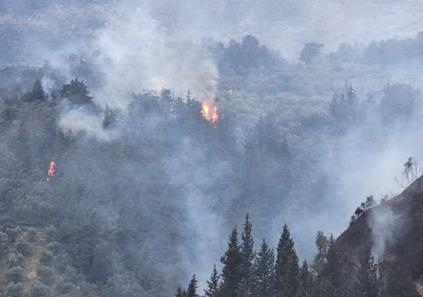 Χανιά: Τεράστια κινητοποίηση για τη μεγάλη φωτιά στον Αποκόρωνα – Για εμπρησμό κάνει λόγο ο δήμαρχος