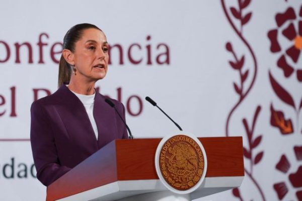 Δασμοί Τραμπ: Το Μεξικό θα απαντήσει στις 3 Απριλίου – Επιδιώκει «προνομιακή μεταχείριση»