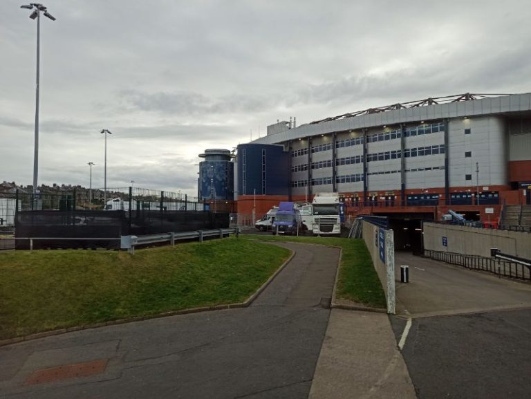 Ελληνική εξέδρα στο «Χάμπτεν Παρκ»