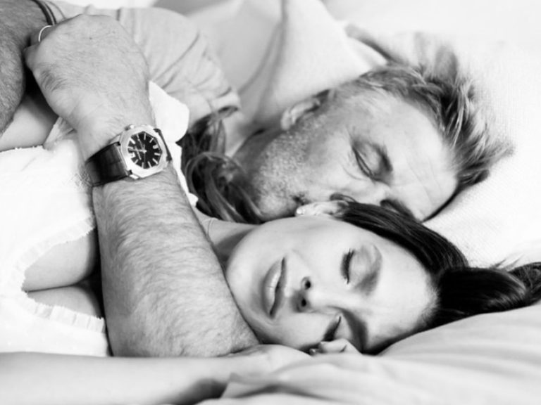 Ο Άλεκ Μπάλντουιν είδε τον πρώην της συζύγου του γυμνό – «Ένα κλαρινέτο κρεμόταν από το παντελόνι του»