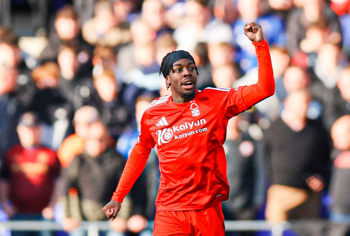 Megasports: Κόκκινο παντού