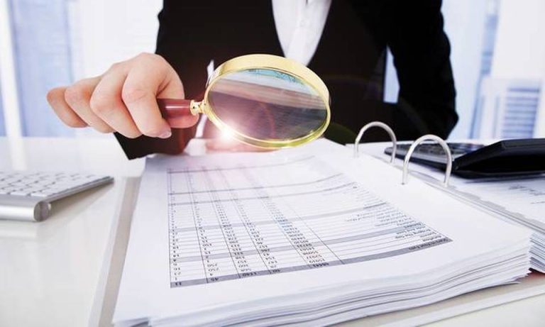 Ποιους κυνηγά φέτος η εφορία