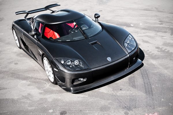 Ποιες Ferrari θα κοστίζουν 350.000 δολάρια περισσότερο μετά τους δασμούς Τραμπ