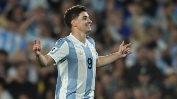 «Πικάρισμα» του Άλβαρες στους Βραζιλιάνους: «Με τον Μέσι θα είχε ξεφύγει το σκορ» (vids)