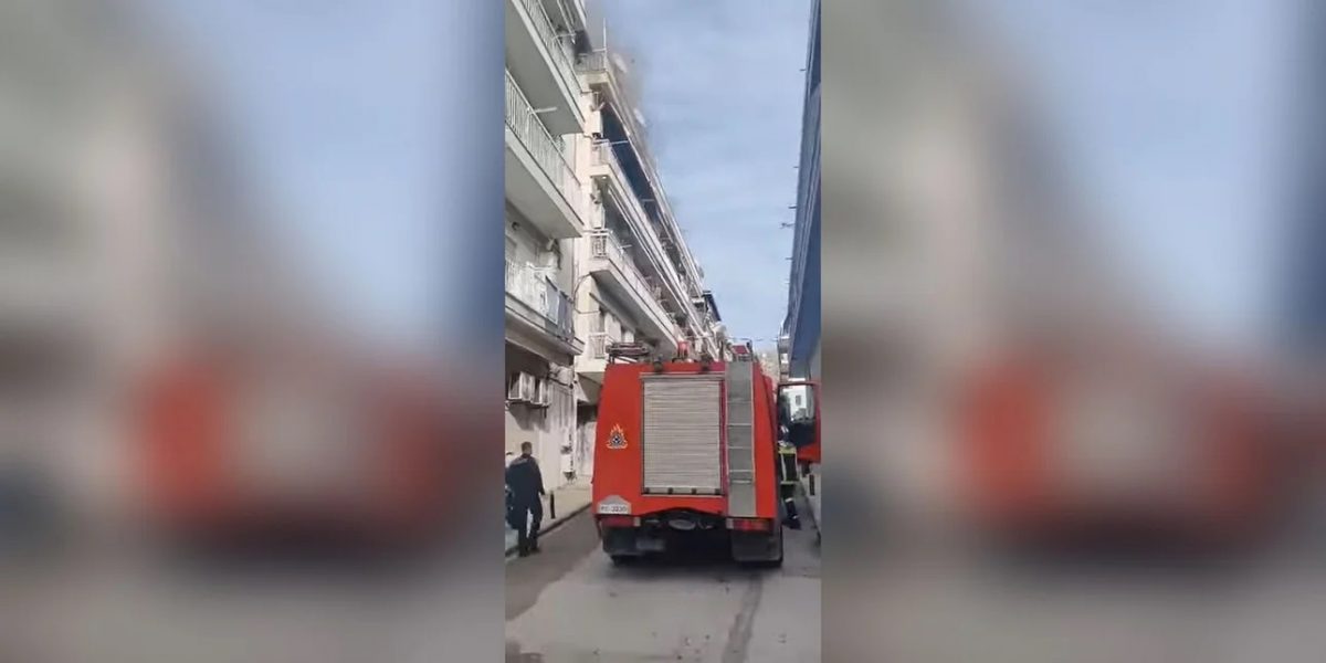 Φωτιά σε διαμέρισμα στην Πολίχνη [video]