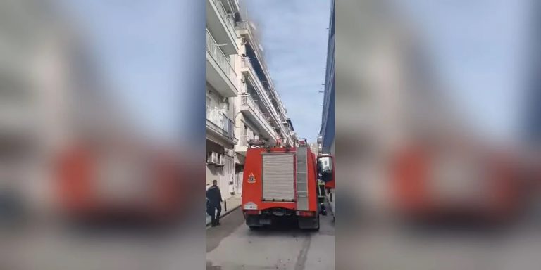 Φωτιά σε διαμέρισμα στην Πολίχνη [video]