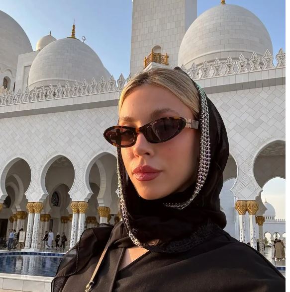 Γαρυφαλλιά Καληφώνη – Χρήστος Μάστορας: Ταξίδι στο Ντουμπάι για το ερωτευμένο ζευγάρι